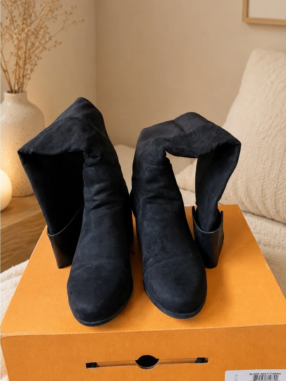 N/A timeless black